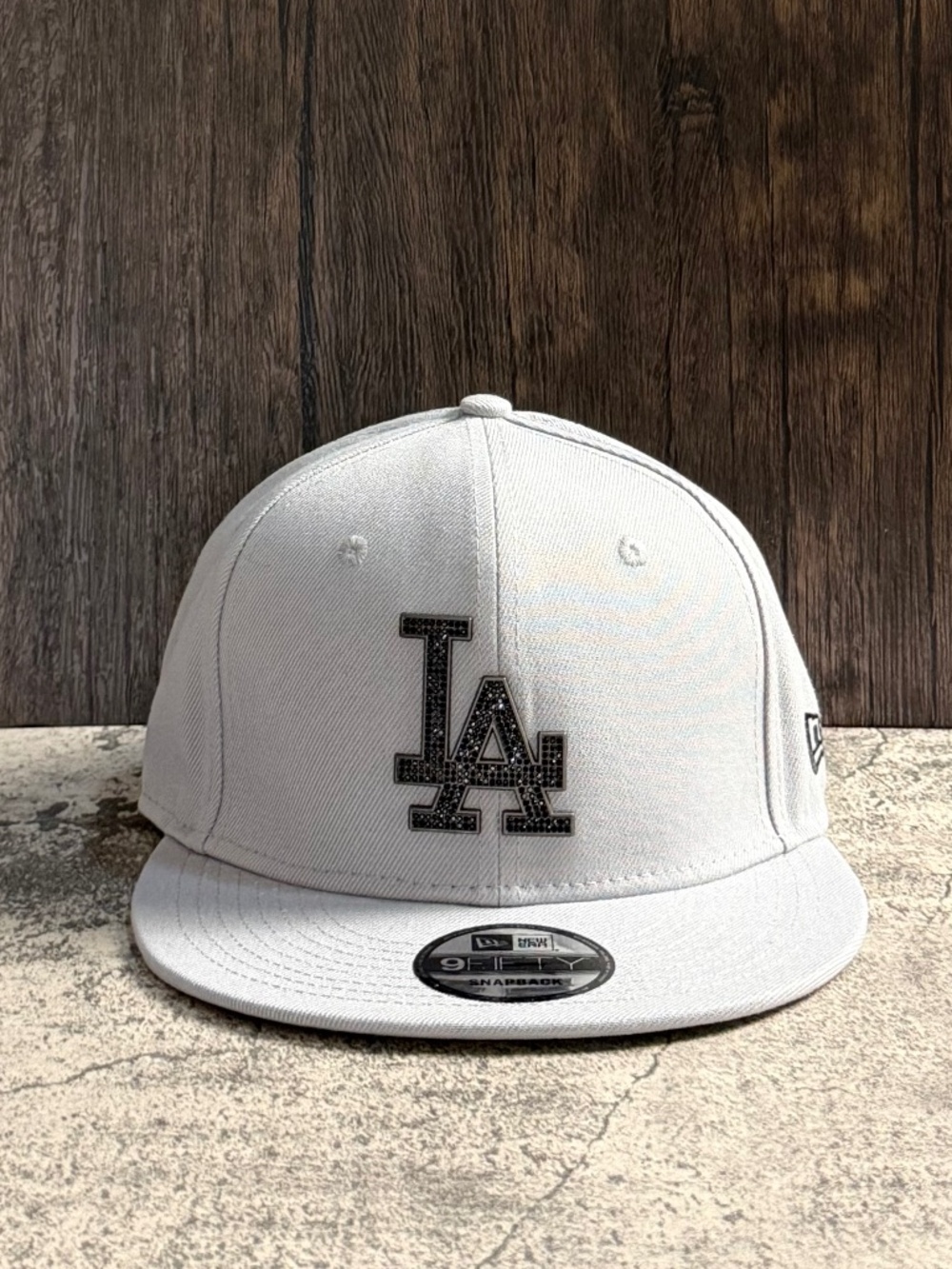 New Era 9FIFTY Los Angeles Dodgers White Metal Rhinestone Logo Snapback Hat OSFA